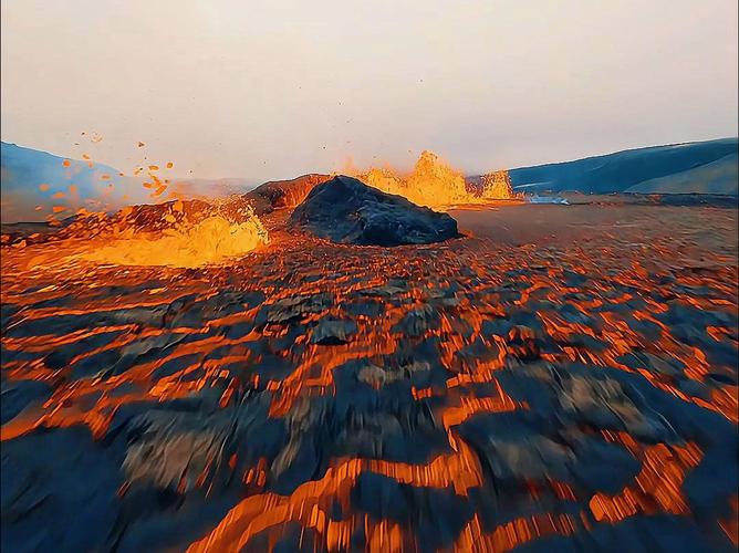 冰岛西南部再次发生火山喷发