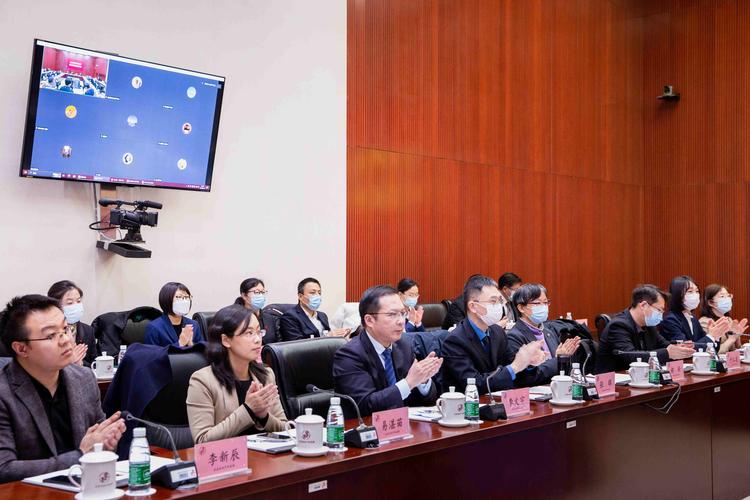 贵州湄潭县人民医院党委副书记、院长张辉接受审查调查