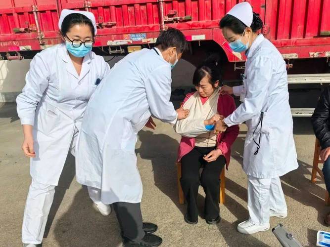 青海:医疗机构接诊震后危重症伤员,保障应急血液供应
